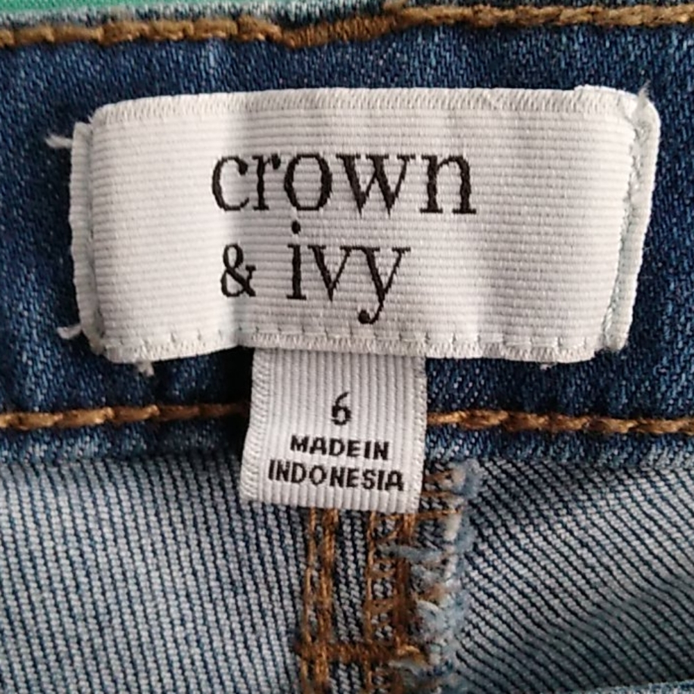 Embroidered Detailed Bottom Jeans - Picture 5 of 9